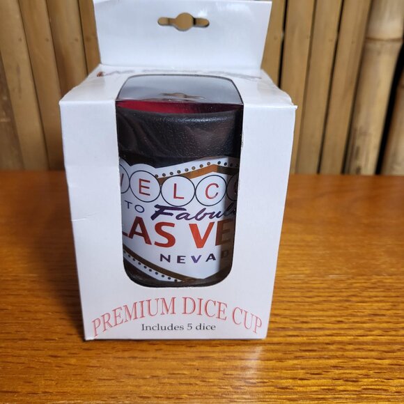 Las Vegas Style Premium Dice Cup with 5 Dice NEW - Picture 1 of 4